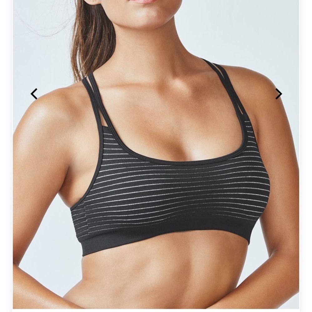 Fabletics Willa Seamless Lurex Sports Bra. Size Small.